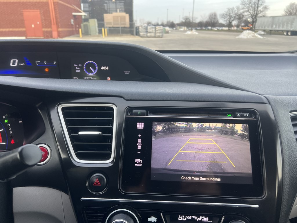 2015 Honda Civic Image 21