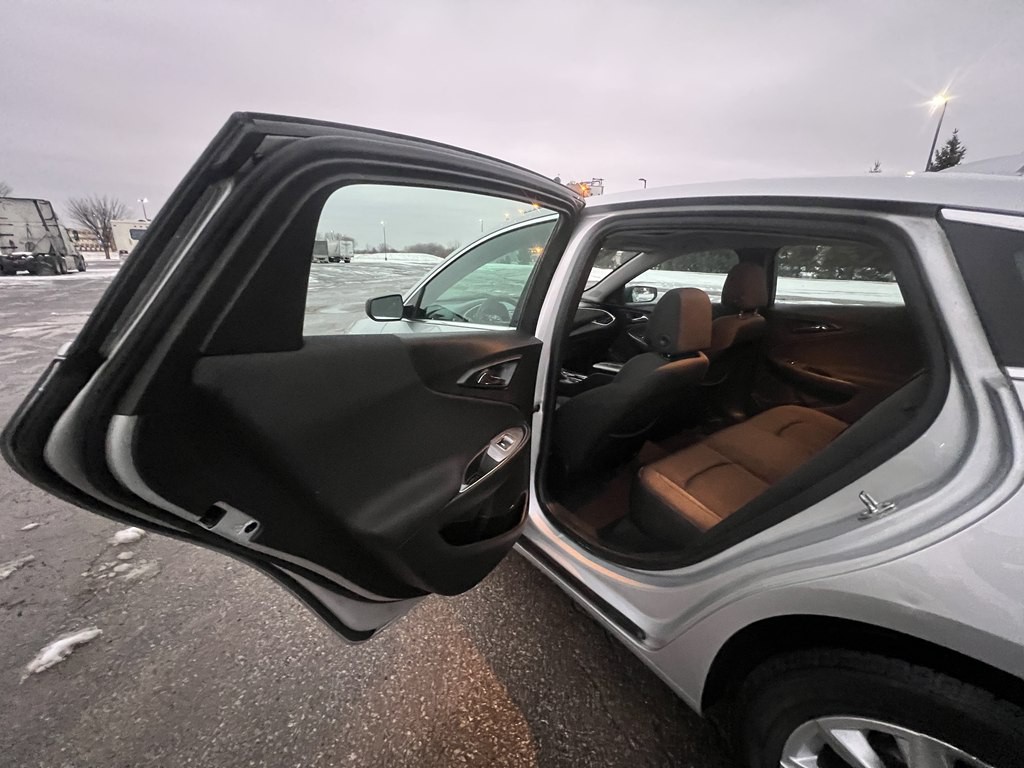 2021 Chevrolet Malibu Image 14