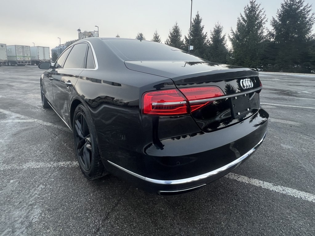 2015 Audi A8 Image 3