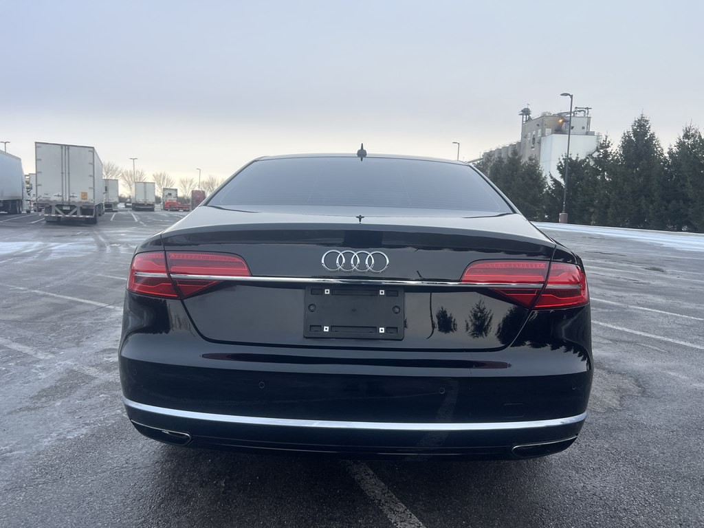 2015 Audi A8 Image 4