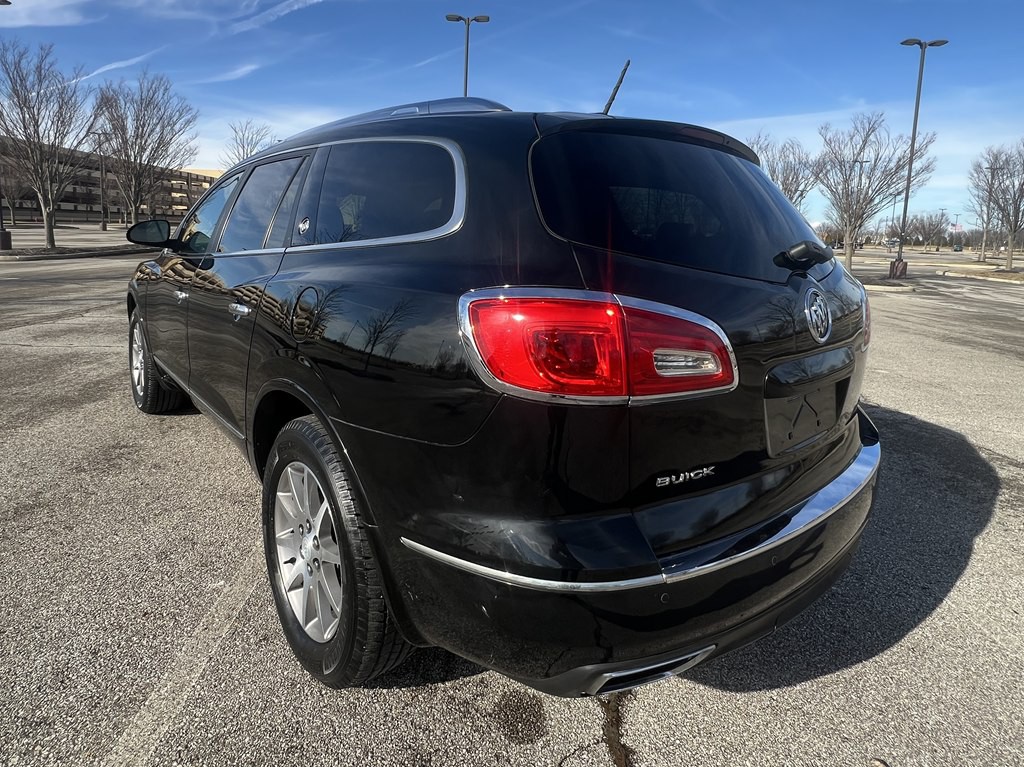 2017 Buick Enclave Image 3