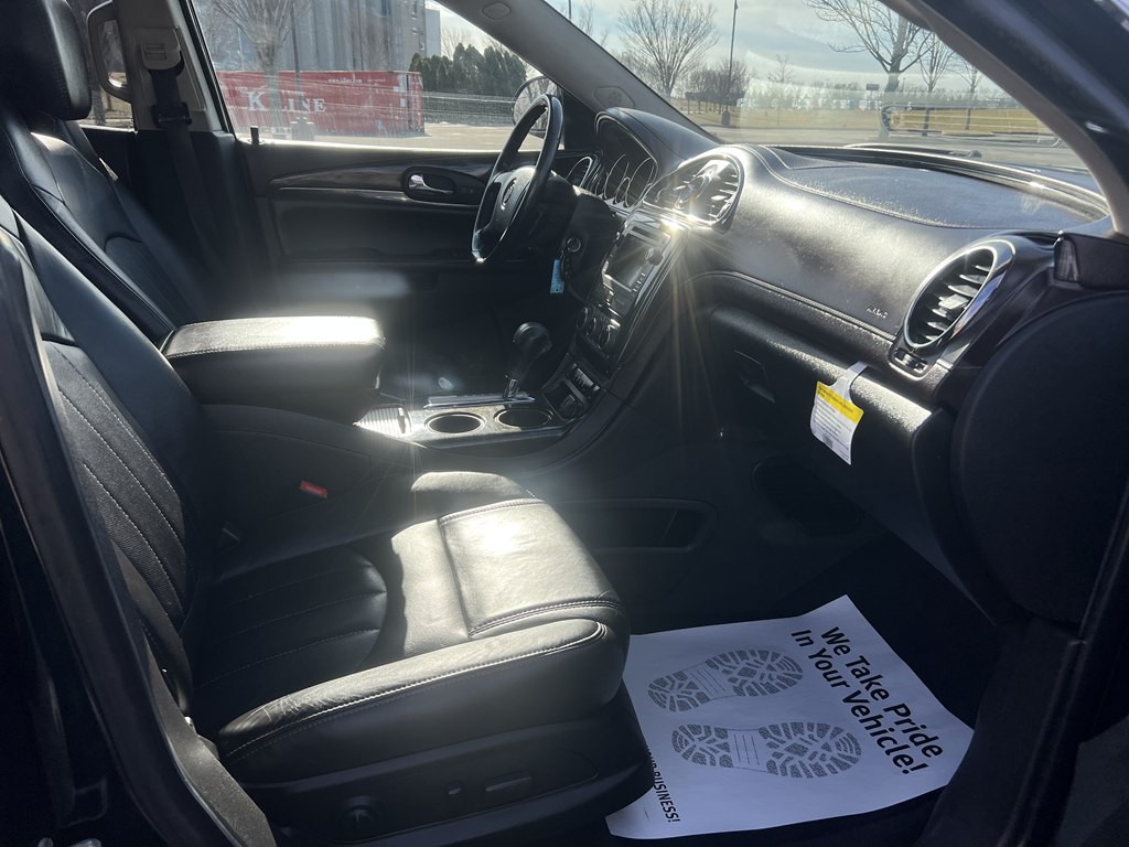 2017 Buick Enclave Image 11