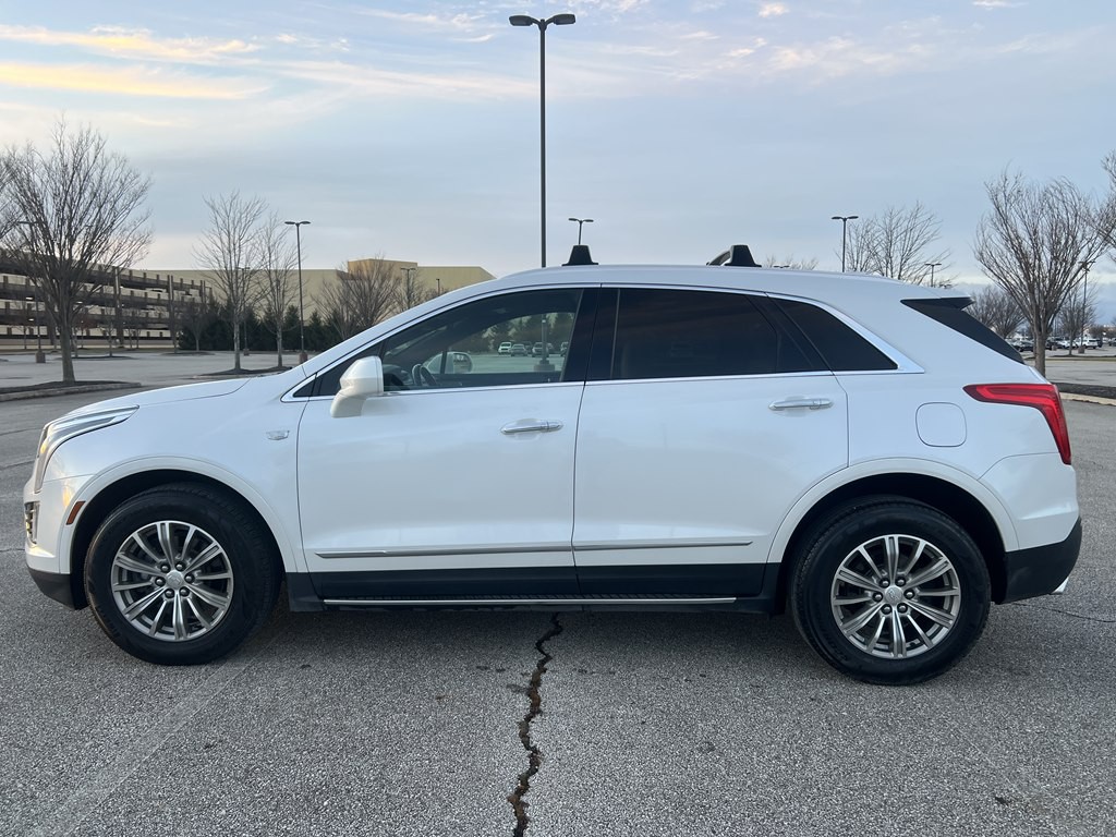 2018 Cadillac XT5 Image 2