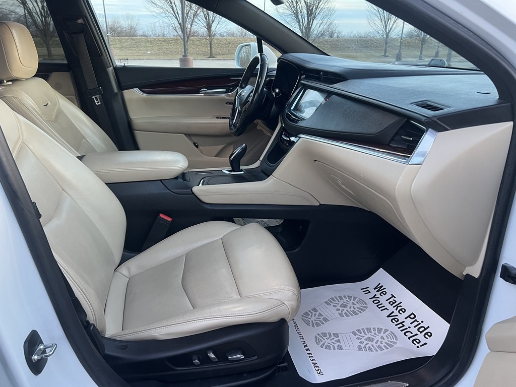 2018 Cadillac XT5 Image 11
