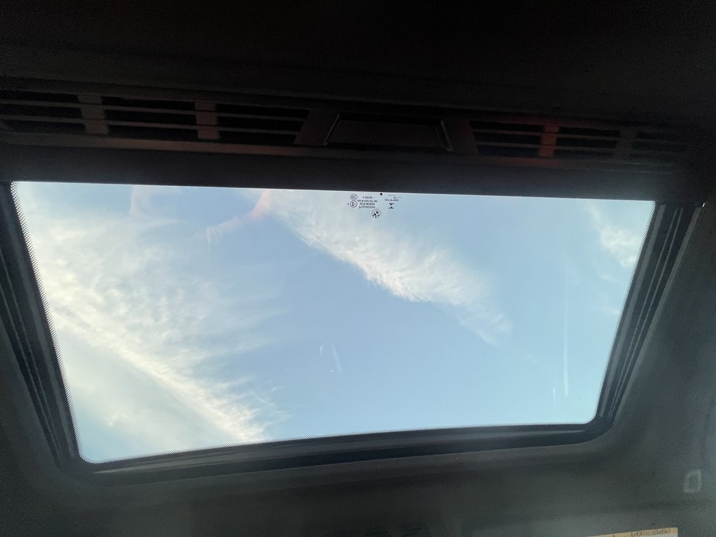 2016 BMW 3 Series Image 22