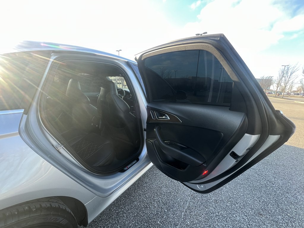 2013 Audi S6 Image 12