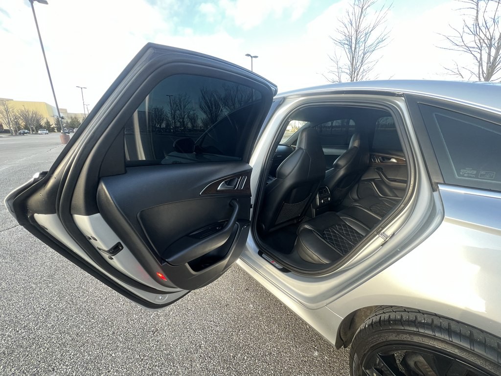 2013 Audi S6 Image 14