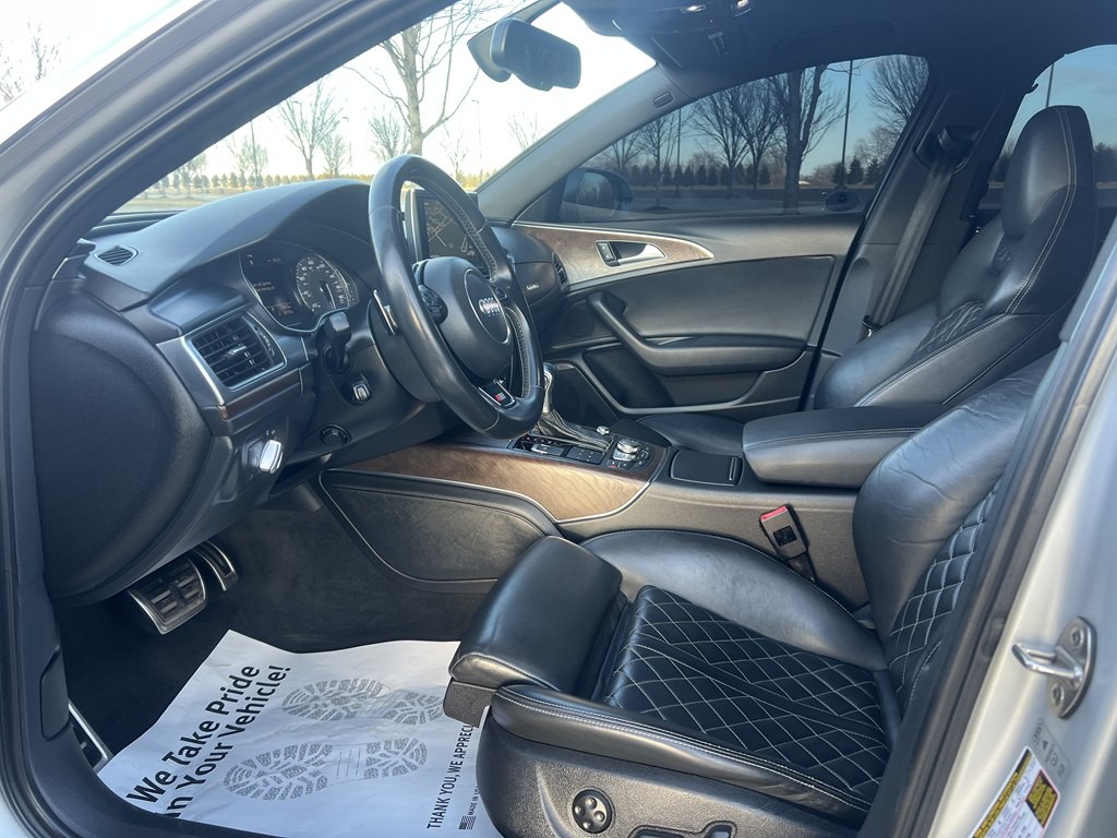 2013 Audi S6 Image 17
