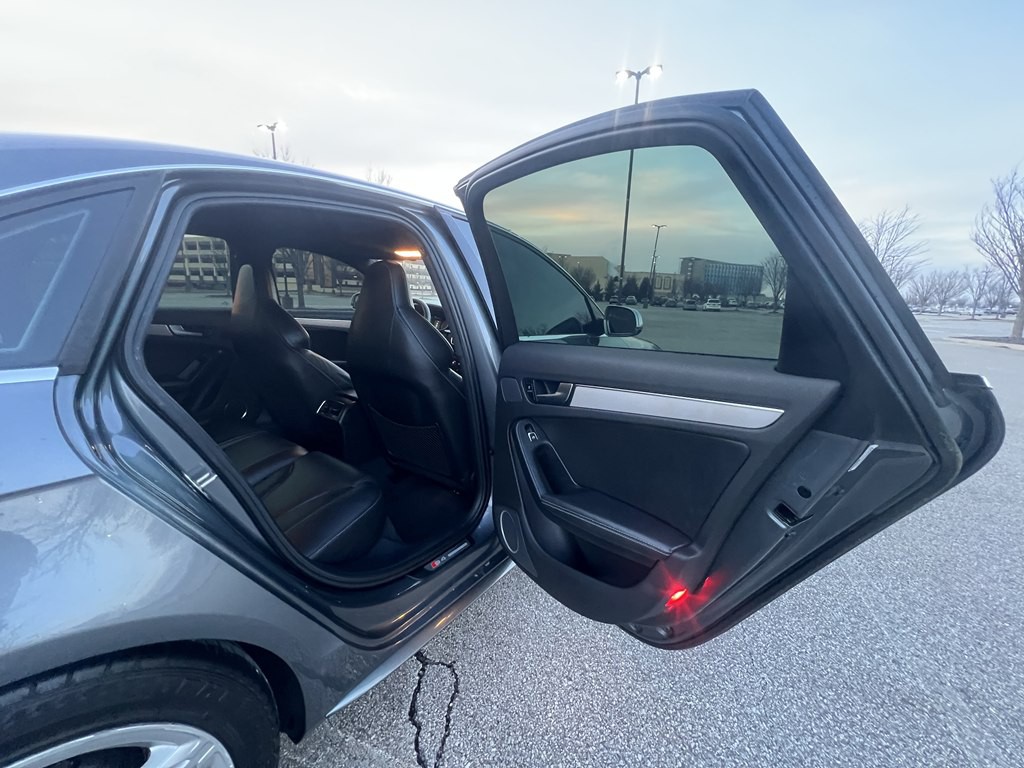 2013 Audi S4 Image 12