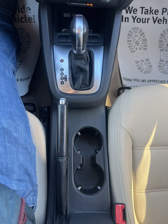 2011 Volkswagen Jetta Image 20