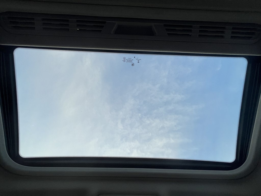 2016 BMW 3 Series Image 22