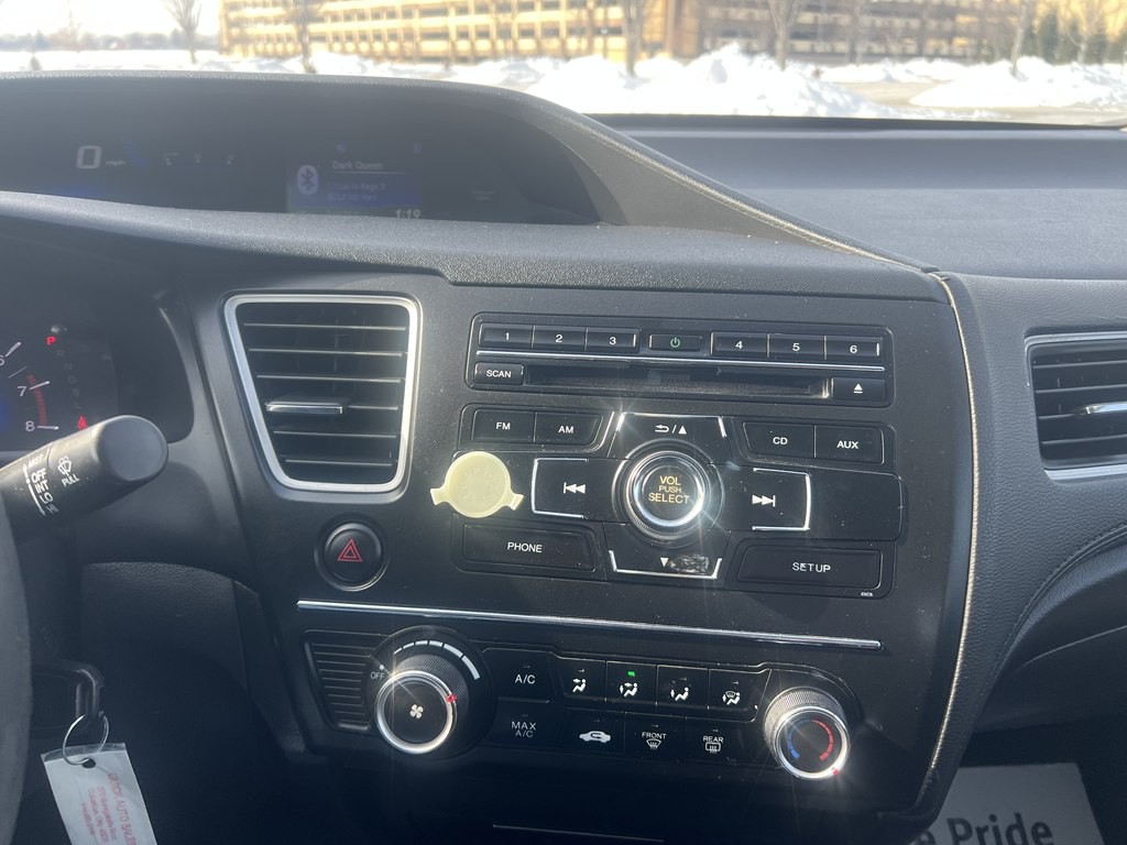 2015 Honda Civic Image 19