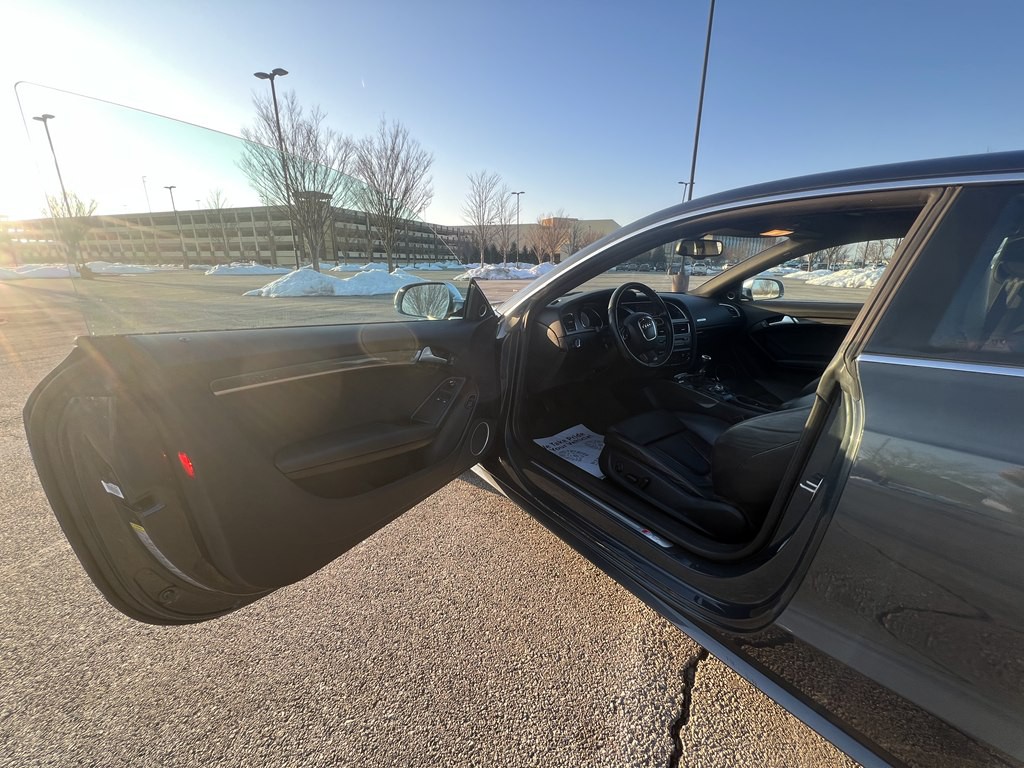 2011 Audi S5 Image 13