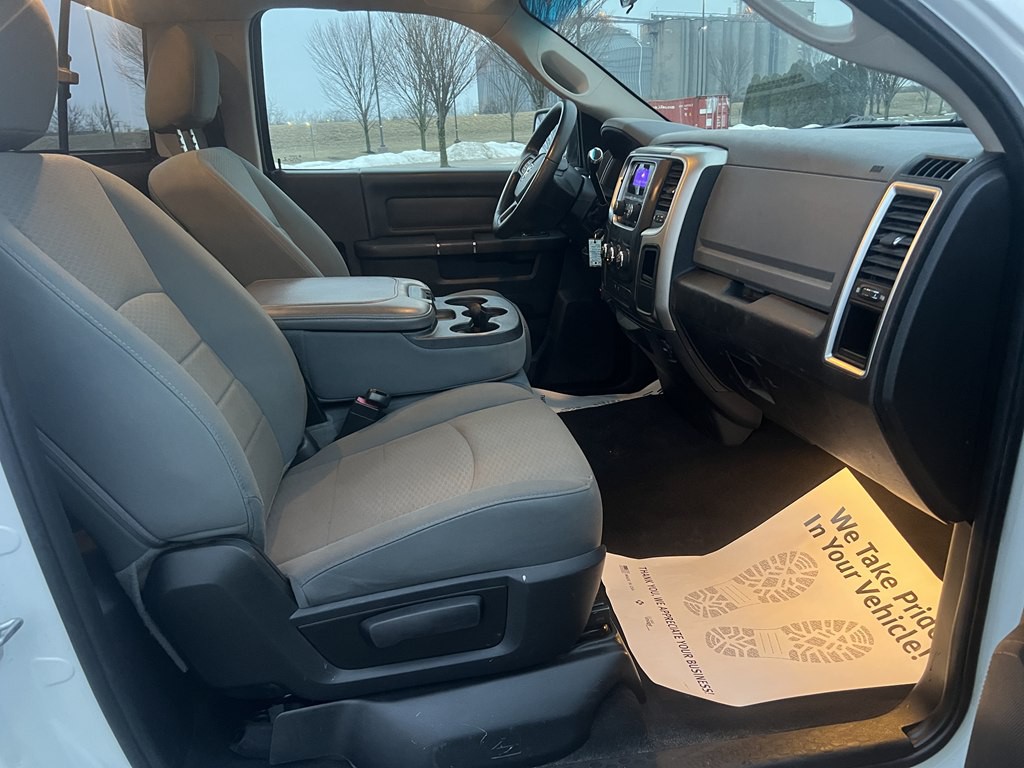 2013 RAM 1500 Image 12