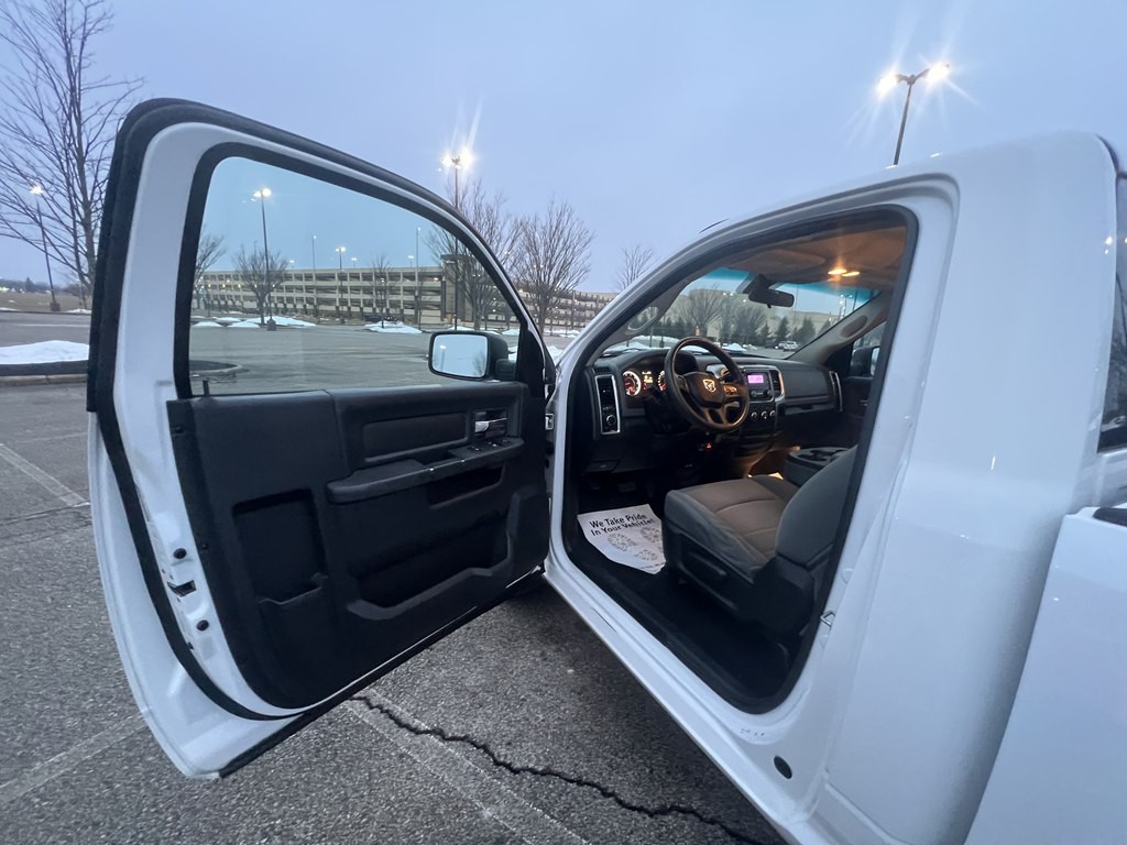 2013 RAM 1500 Image 13