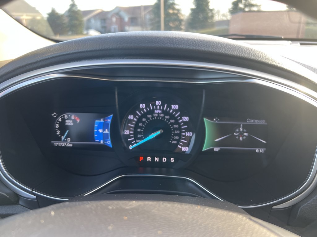 2016 Ford Fusion Image 18