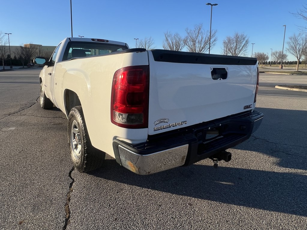 2009 GMC Sierra Image 3