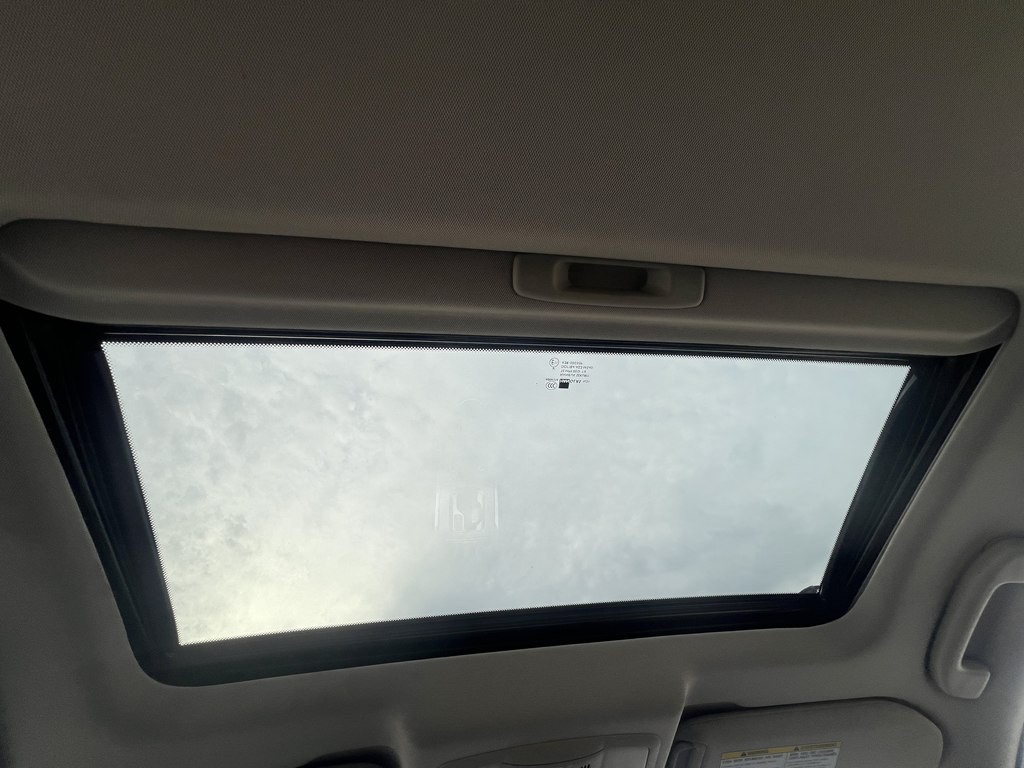 2012 INFINITI G37 Image 21