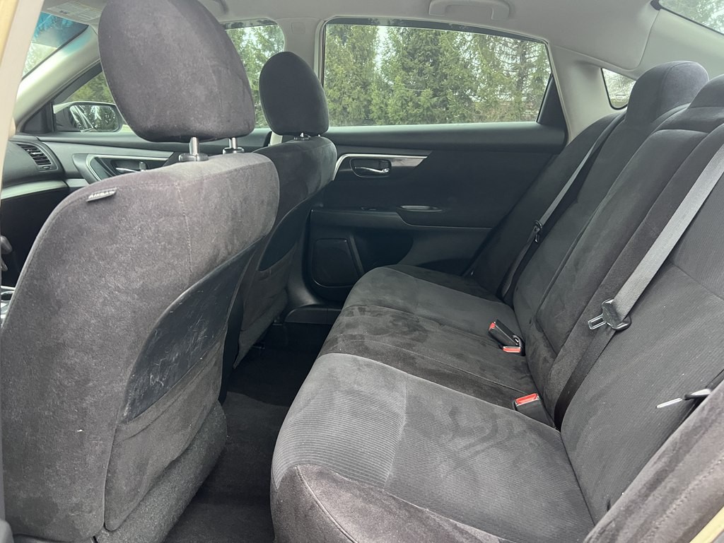 2013 Nissan Altima Image 15