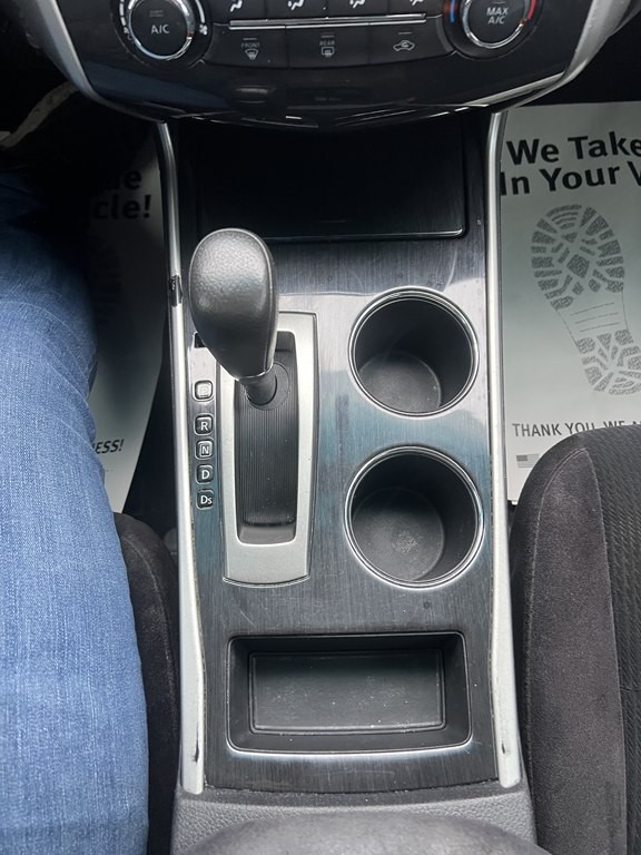 2013 Nissan Altima Image 19