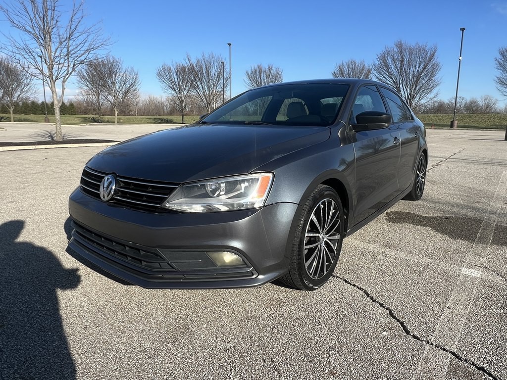 2015 Volkswagen Jetta Image 1