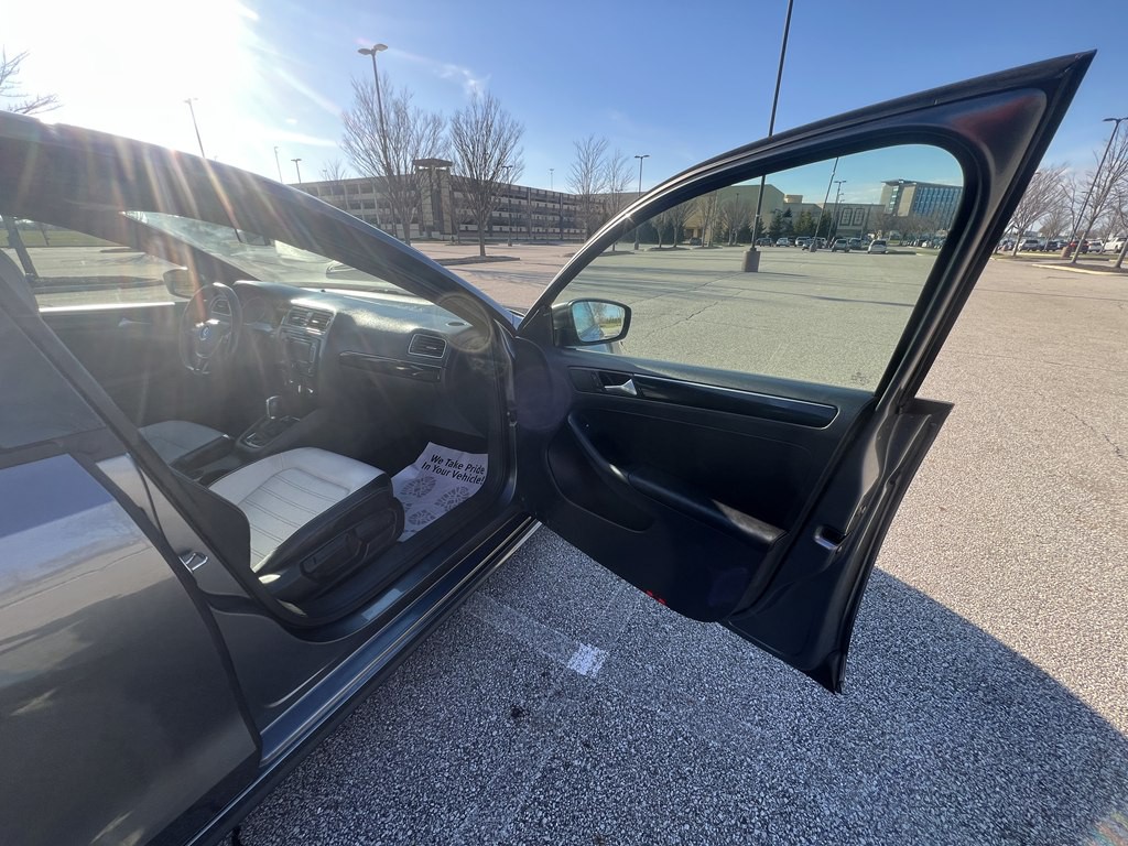 2015 Volkswagen Jetta Image 10
