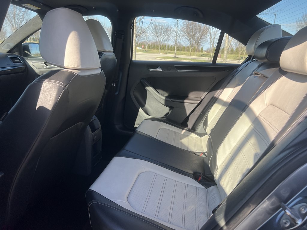 2015 Volkswagen Jetta Image 15