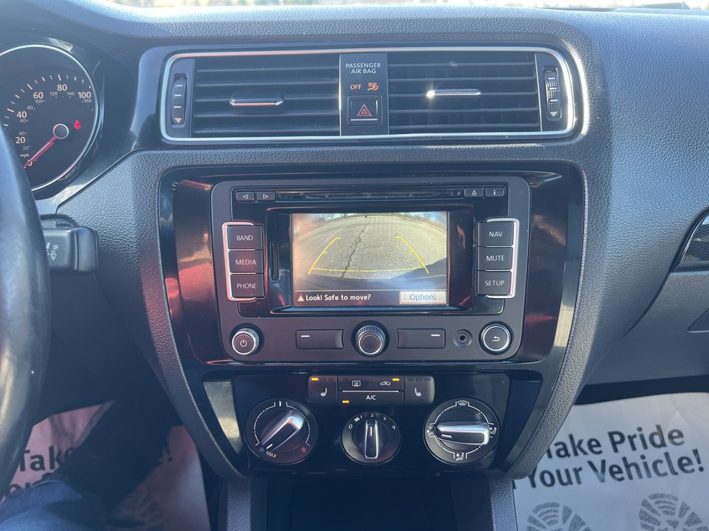 2015 Volkswagen Jetta Image 18