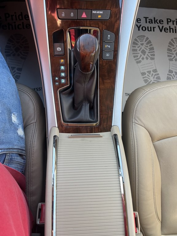 2011 Buick Lacrosse Image 21