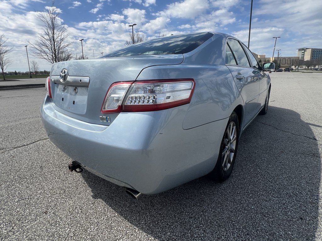 2010 Toyota Camry Image 5