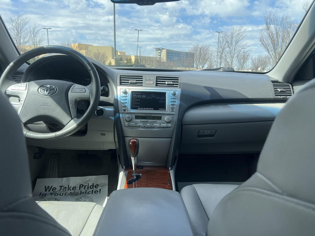 2010 Toyota Camry Image 18