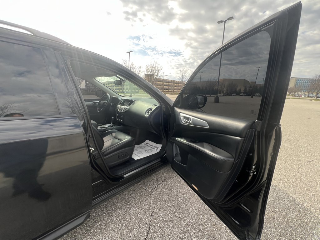 2020 Nissan Pathfinder Image 10