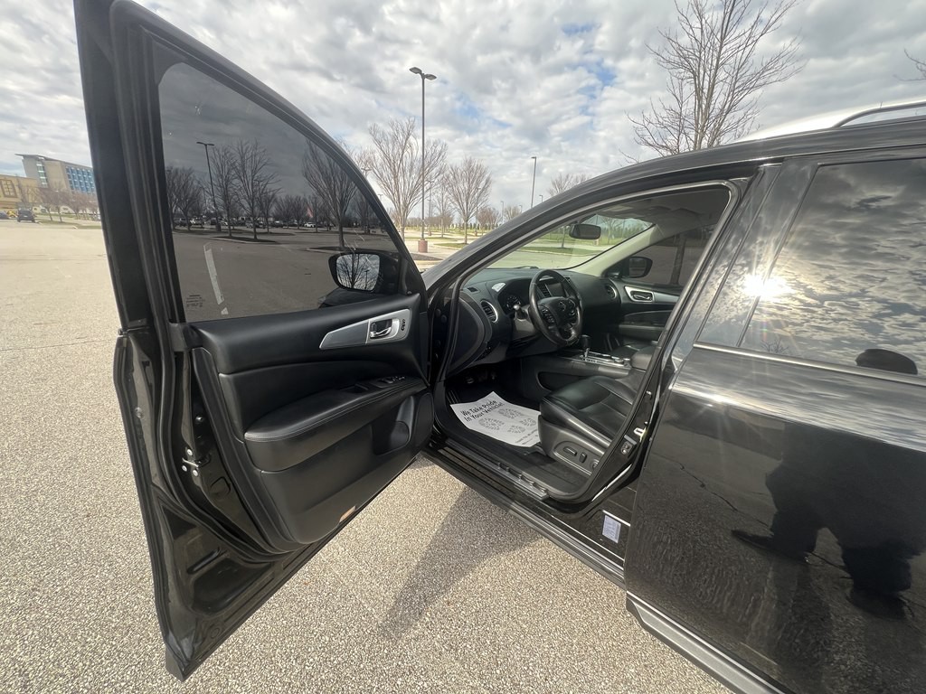 2020 Nissan Pathfinder Image 18