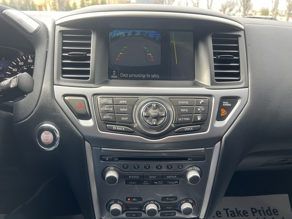 2020 Nissan Pathfinder Image 21