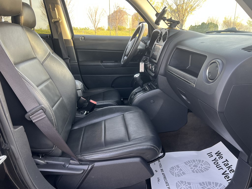 2017 Jeep Patriot Image 11