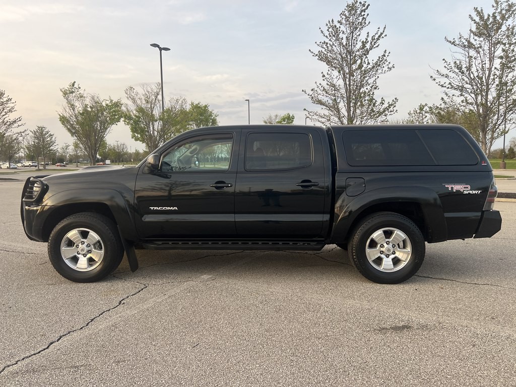 2009 Toyota Tacoma Image 2