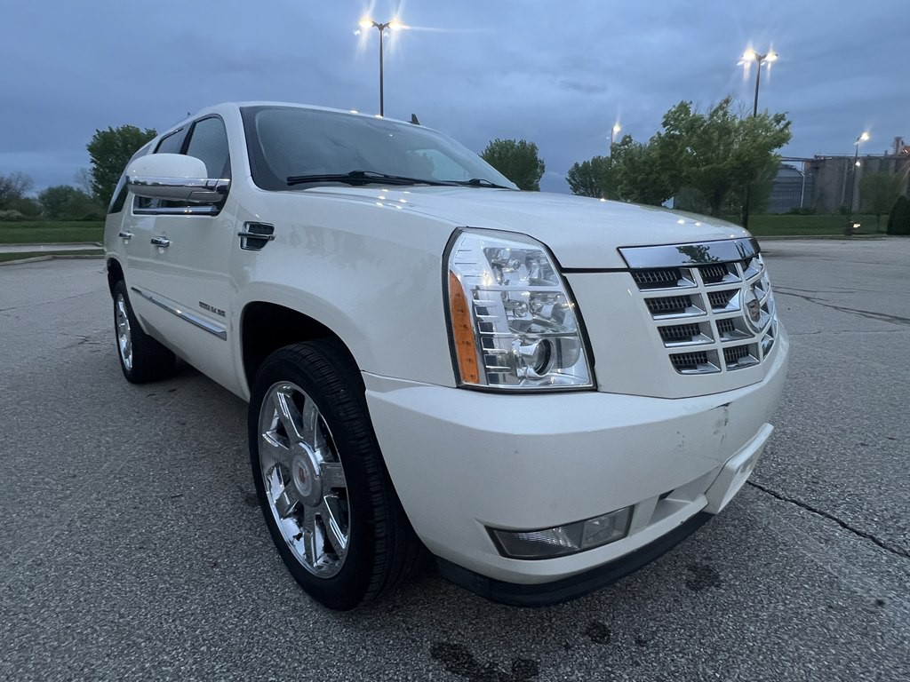2014 Cadillac Escalade Image 7