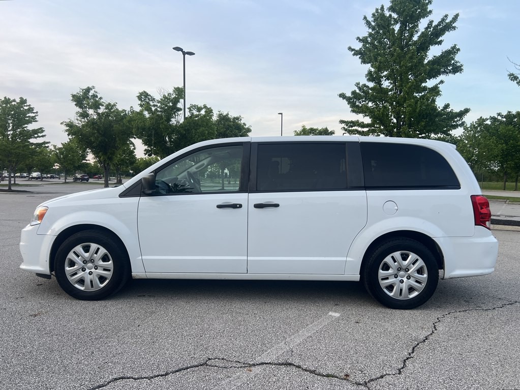 2019 Dodge Grand Caravan Image 2