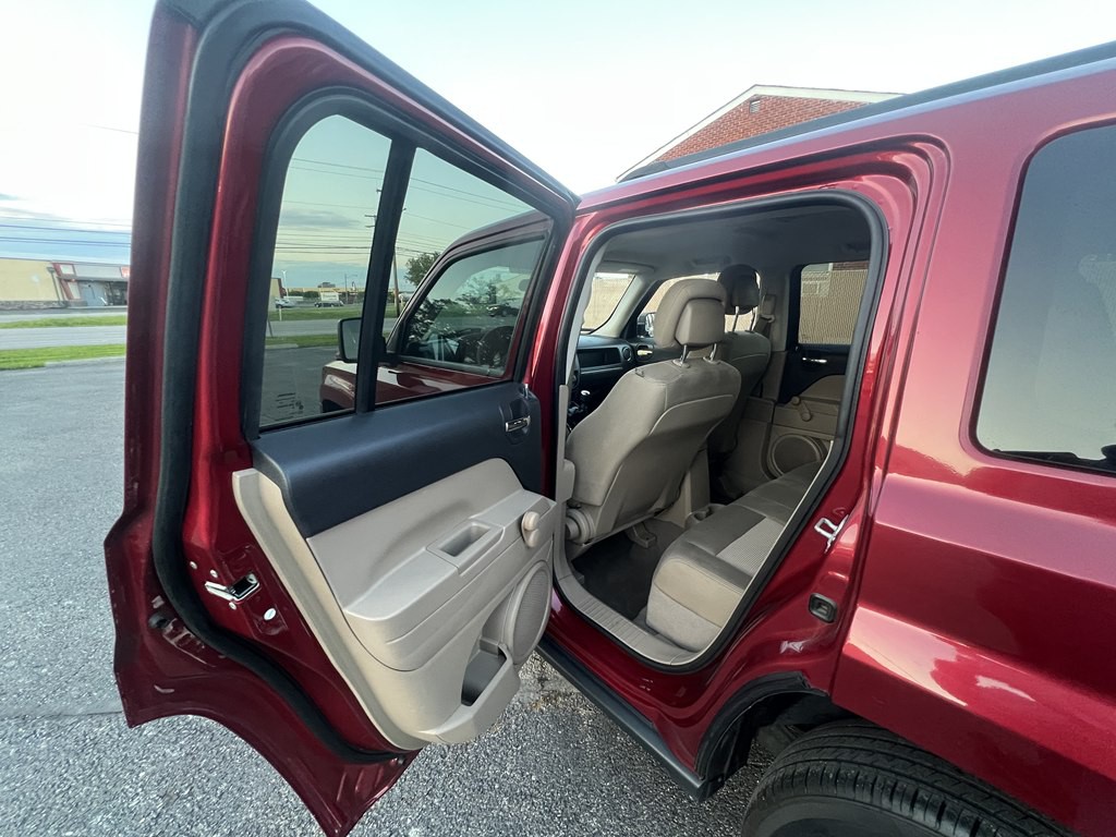 2012 Jeep Patriot Image 14