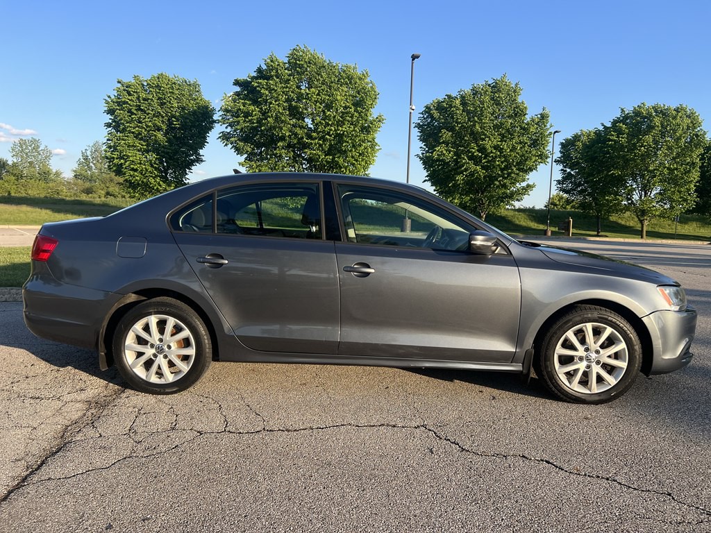 2012 Volkswagen Jetta Image 6
