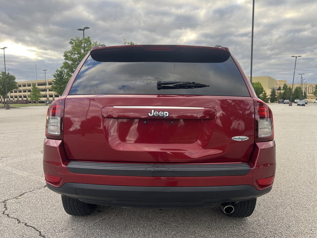 2016 Jeep Compass Image 4
