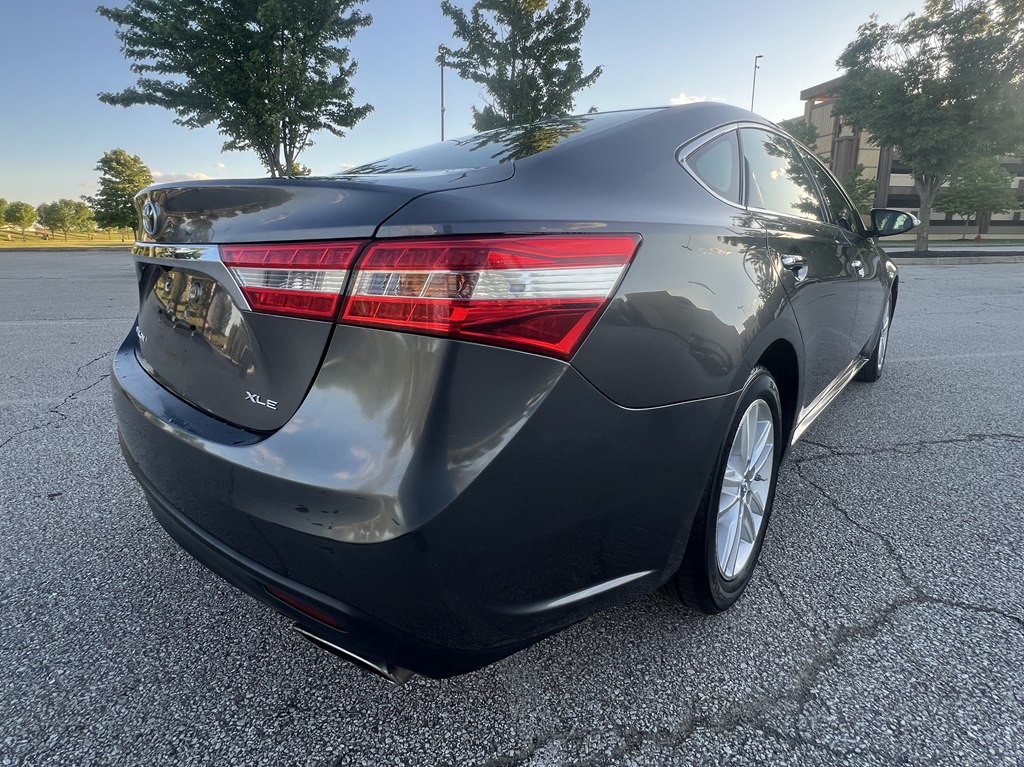2015 Toyota Avalon Image 5