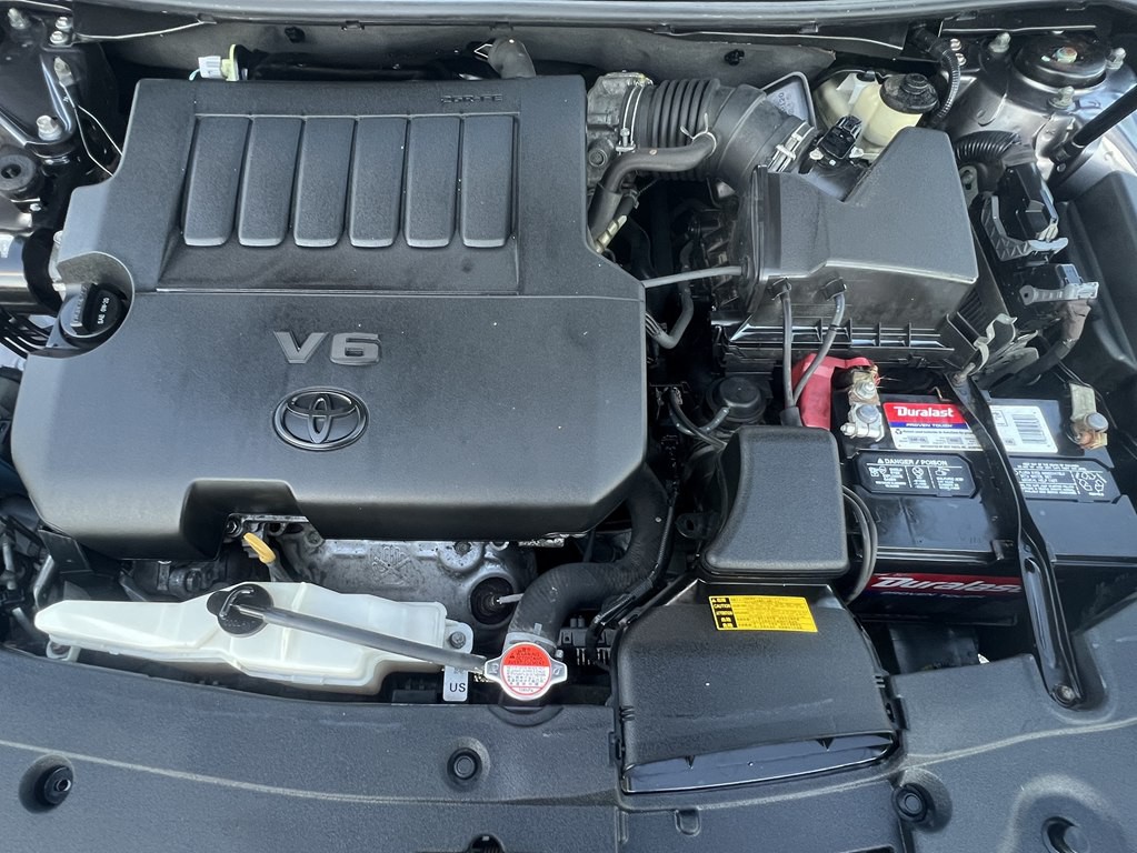 2015 Toyota Avalon Image 9