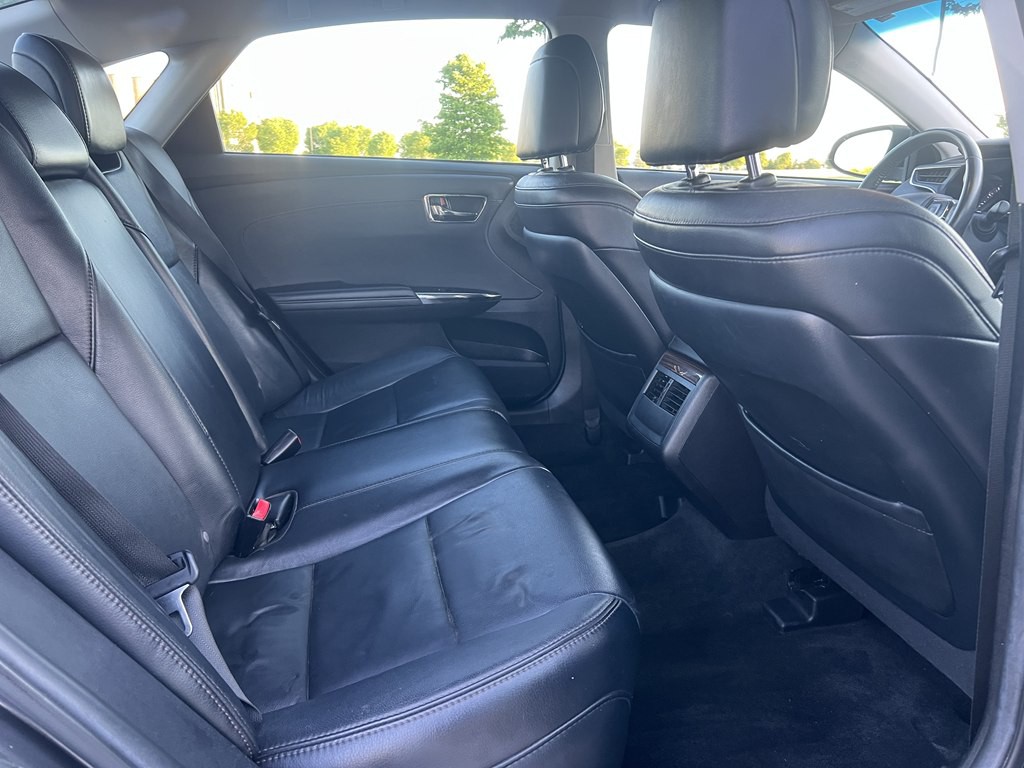 2015 Toyota Avalon Image 13