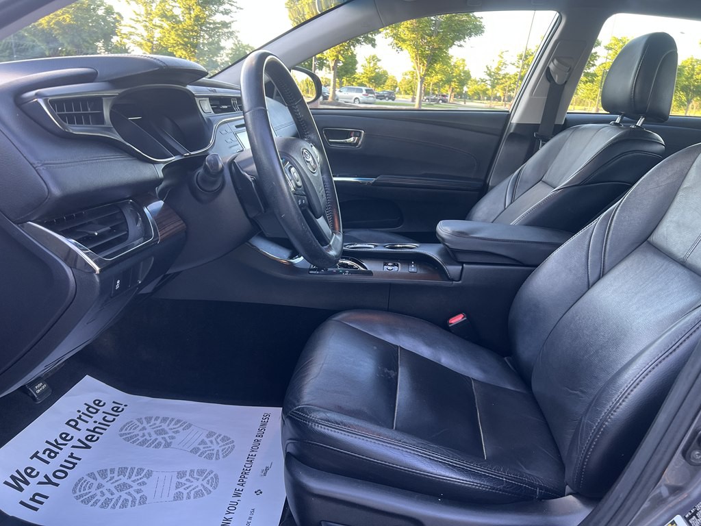 2015 Toyota Avalon Image 17