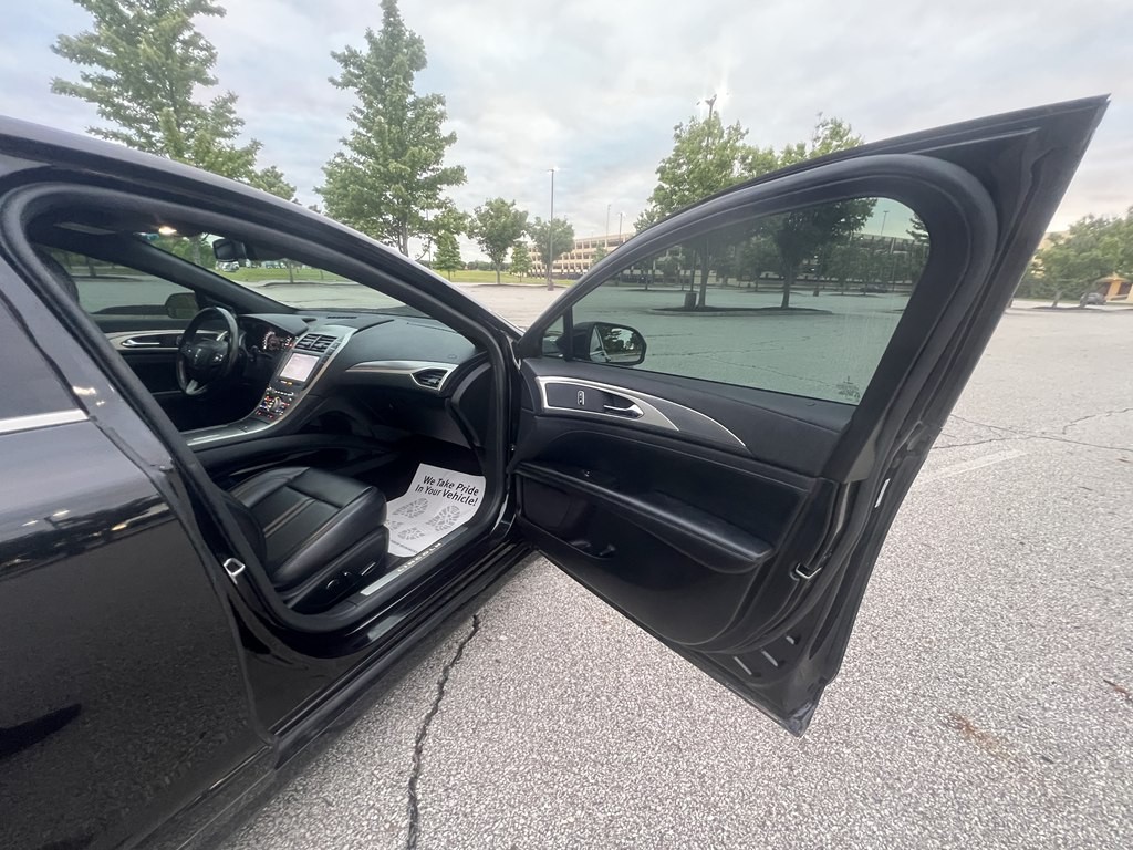2020 Lincoln MKZ Image 10