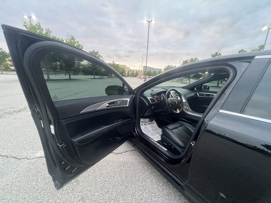 2020 Lincoln MKZ Image 16