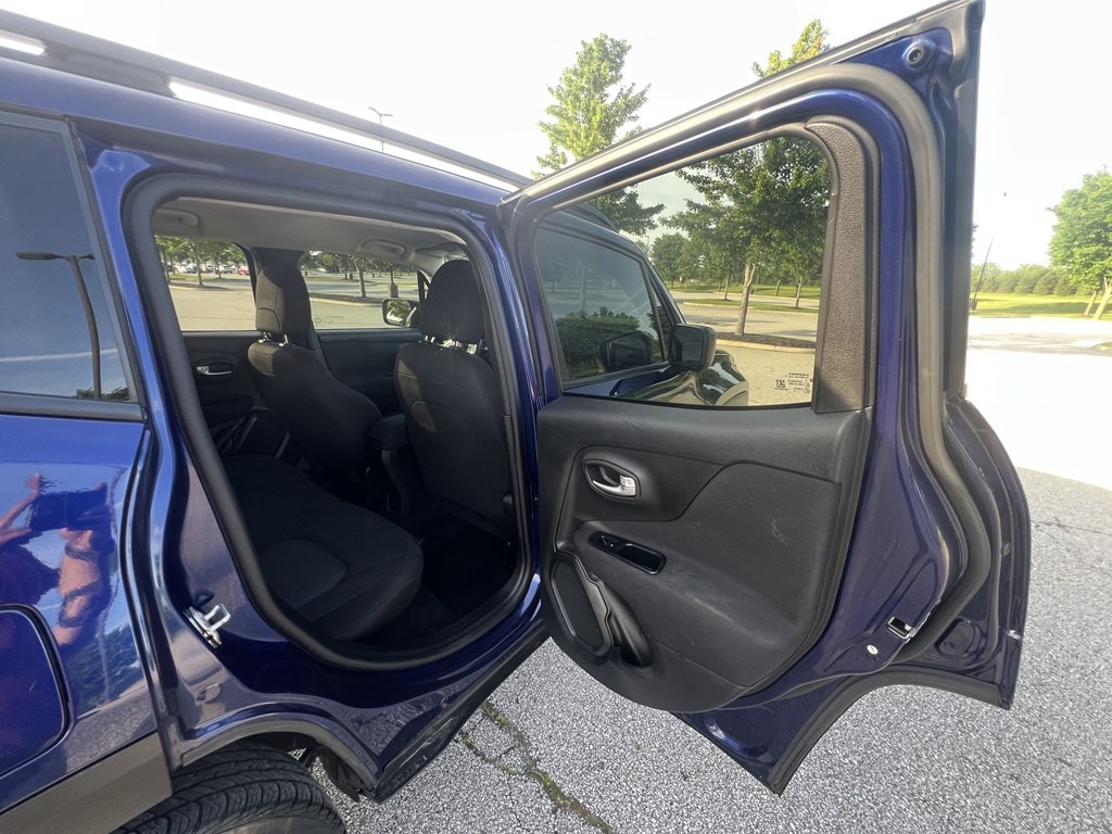 2019 Jeep Renegade Image 12