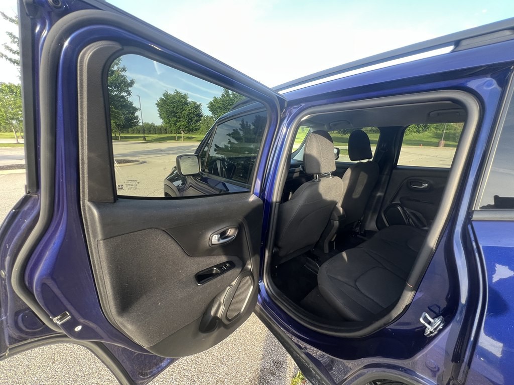 2019 Jeep Renegade Image 14