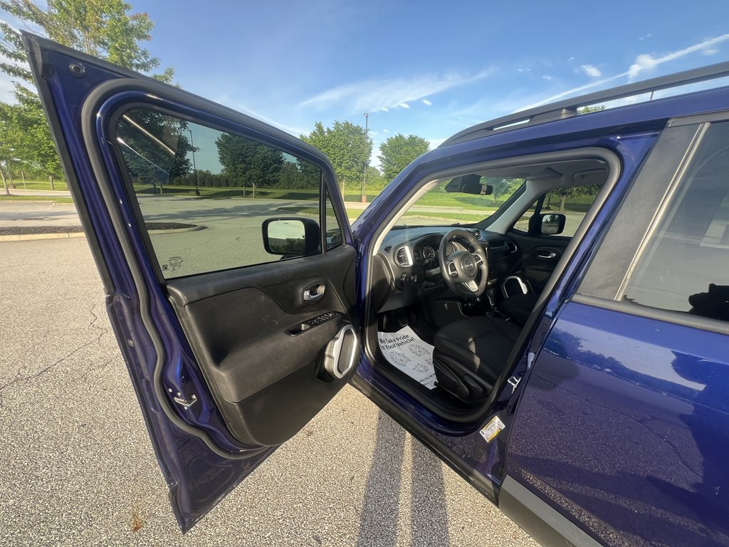 2019 Jeep Renegade Image 16